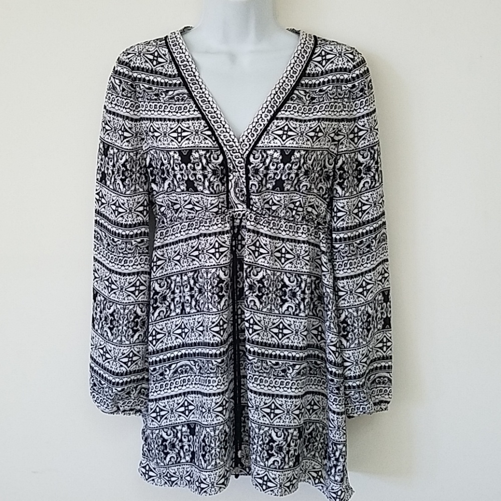 WHBM black white Top tie Tunic sz 2 xs s